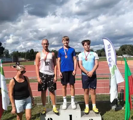 Dwóch młodych lekkoatletów z awansem na Mistrzostwa Polski U16 w Lubinie