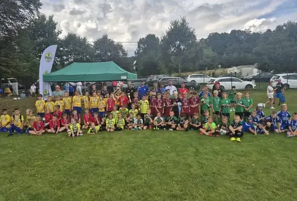 Powiatowy Turniej Piłki Nożnej dla dzieci w Budachowie – sportowe pożegnanie wakacji