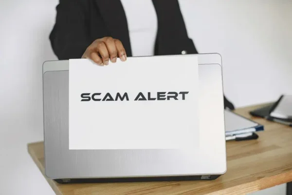 Oszuści na portalach sprzedażowych: mieszkanka powiatu krośnieńskiego straciła 1500 zł