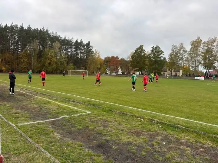 LKS Bóbr IPME Bobrowice przegrywa z Zorzą Ochla 0:3. Kibice czekają na wyjaśnienia